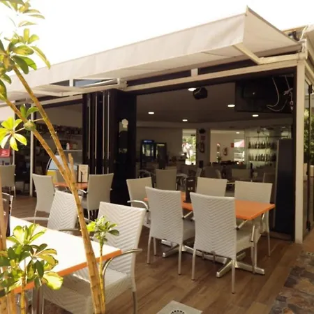 Pool View 2 Bed Duplex In Castle Harbourc204 Διαμέρισμα Los Cristianos (Tenerife)